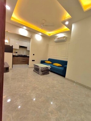 Parking in 1 RK Apartment at DLF Cyber SEZ, Sector 24 – for Rent
