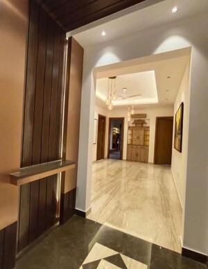 Building Lobby in 1 RK Apartment at DLF Cyber SEZ, Sector 24 – for Rent