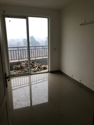 Room in 3.5 BHK Apartment at Anant Raj Maceo, Sector 91 – for Rent