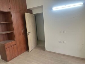 Room in 3 BHK Apartment at DLF Gardencity Enclave, Sector 93 – for Rent