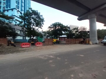 Parking in  Showroom at Kakkanad – for Rent