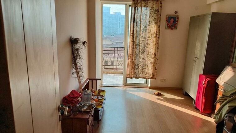 Balcony, dlf-new-town-heights-ii 3.5 Bedroom 1930 Sq.Ft. Apartment In Sector 86 Gurgaon 10060349