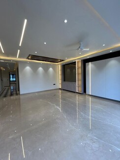 2.5 BHK + Pooja Room Apartment For Rent in DLF Cyber SEZ