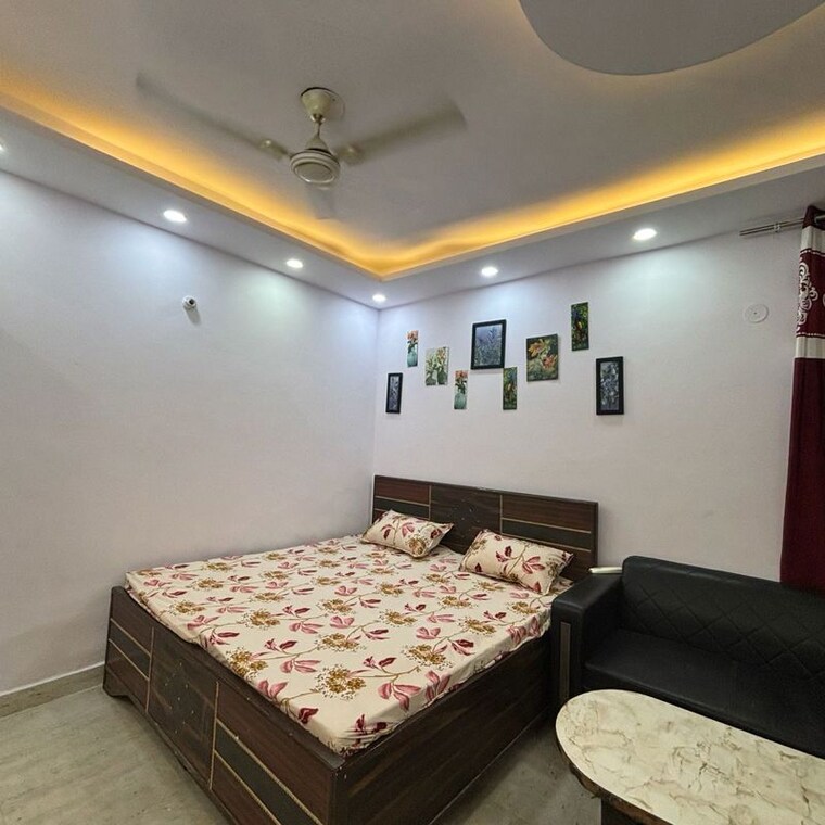 Bedroom, saket 1 RK 400 Sq.Ft. Builder Floor In Saket Delhi 10060375