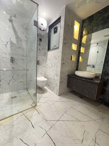 Bathroom in 2.5 BHK Apartment at DLF Cyber Park, Sector 20 – for Rent