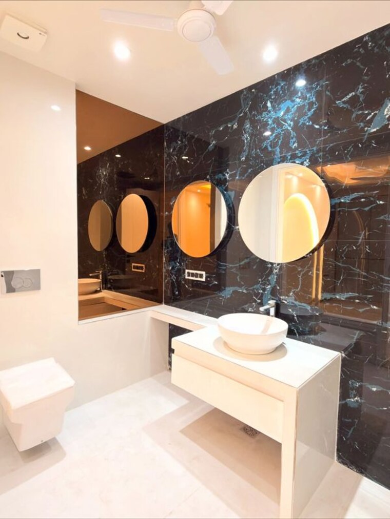 Master Bedroom, dlf-cyber-park 2.5 Bedroom 1356 Sq.Ft. Apartment In Sector 20 Gurgaon 10060378