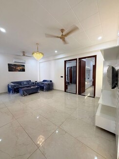 2.5 BHK + Pooja Room Apartment For Rent in DLF Cyber Park