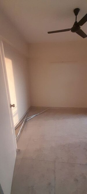 Room in 2 BHK Apartment at Signature Global Solera 2, Sector 107 – for Rent