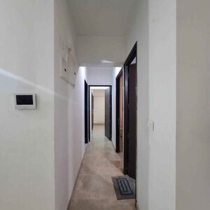 2 BHK Apartment For Rent in Lodha Luxuria Priva, Majiwada