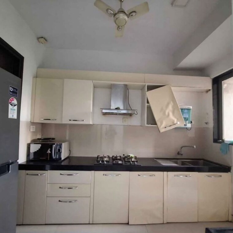 Kitchen, lodha-luxuria-priva 2 Bedroom 1000 Sq.Ft. Apartment In Majiwada Thane 10060400