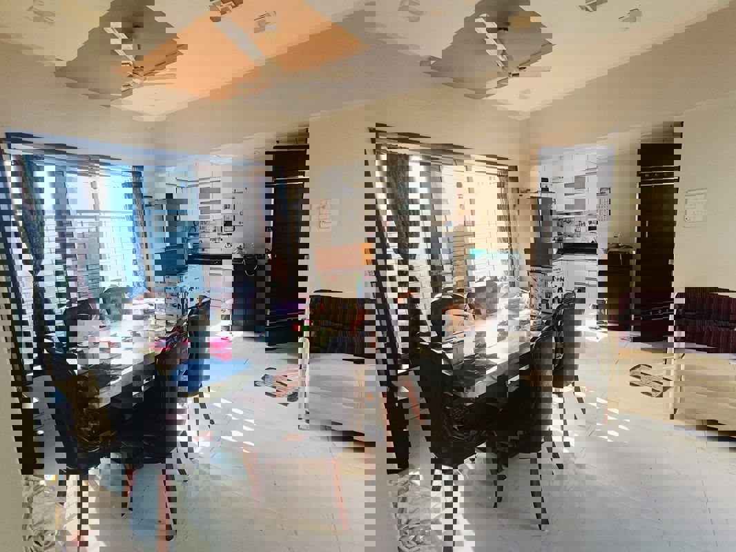 2 BHK + Extra Room 800 Sq.Ft. Apartment in Seagull Apartment