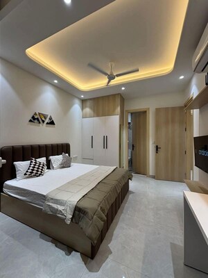 Bedroom in 1.5 BHK Apartment at DLF Cyber Park, Sector 20 – for Rent