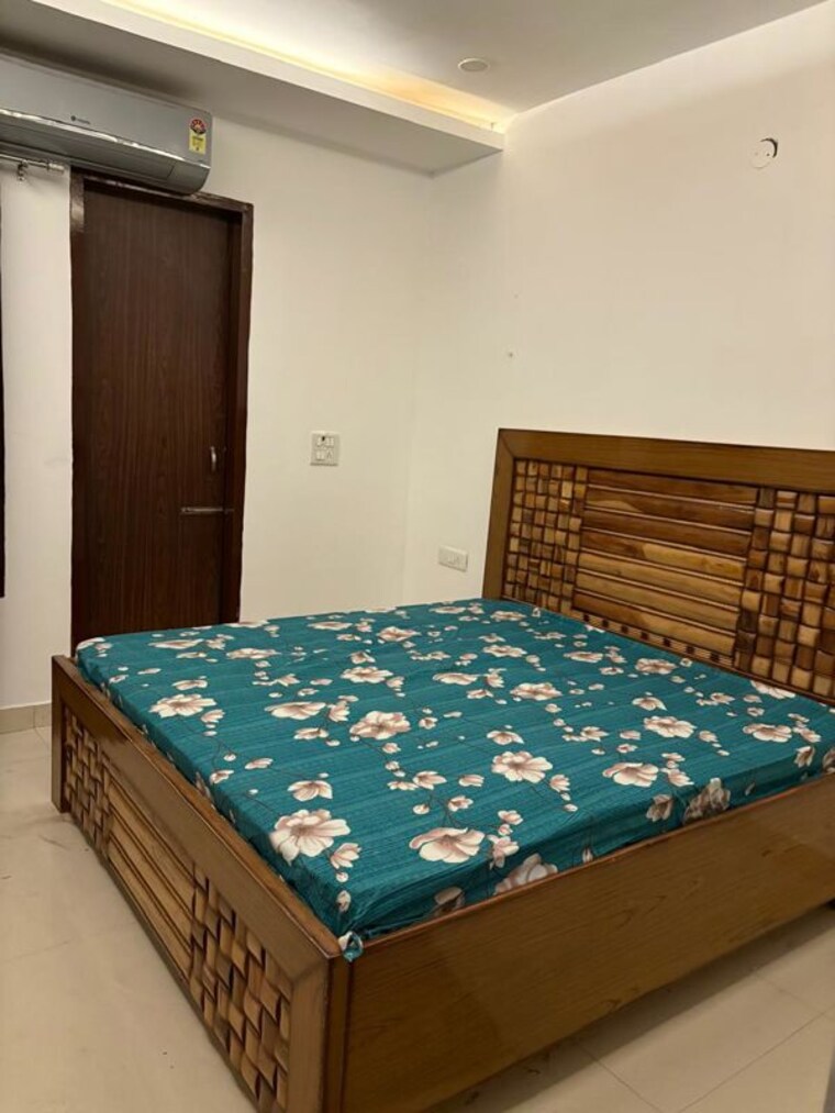 Bedroom, pir machalla 3 Bedroom 1450 Sq.Ft. Builder Floor In Pir Machalla Zirakpur 10060426