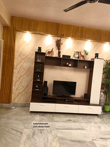 Furnished Amenities in 2 BHK Apartment at Chinar Park – for Sale