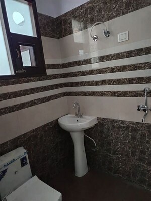 Bathroom in 6 BHK Independent House at Dhakoli – for Sale
