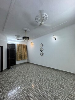 3 BHK Builder Floor For Rent in Dhakoli
