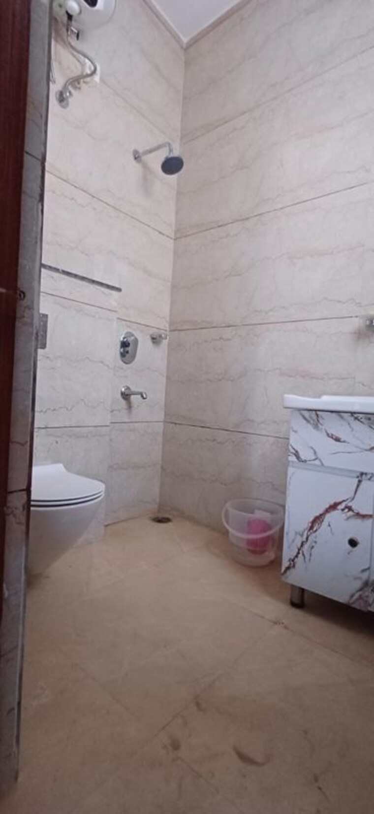 Bathroom, pir machalla 3 Bedroom 1450 Sq.Ft. Builder Floor In Pir Machalla Zirakpur 10060445