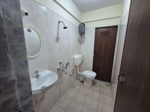 Bathroom in  Pg at Turbhe – for Rent