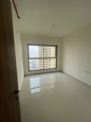Room in 2 BHK Apartment at Runwal Sanctuary, Mulund West – for Sale