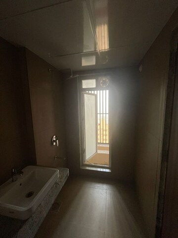 Room in 2 BHK Apartment at Runwal Sanctuary, Mulund West – for Sale