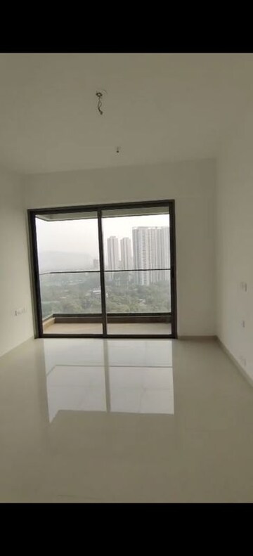 4 BHK Apartment For Sale in Kalpataru Immensa, Kolshet Road