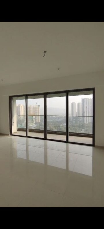 4 BHK Apartment For Sale in Kalpataru Immensa G, Kolshet Road