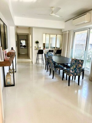 Dining area in 5 BHK Apartment at Khar West – for Rent