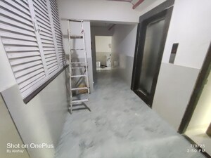 Room in 2 BHK Apartment at Millionaire Heritage, Andheri West – for Sale