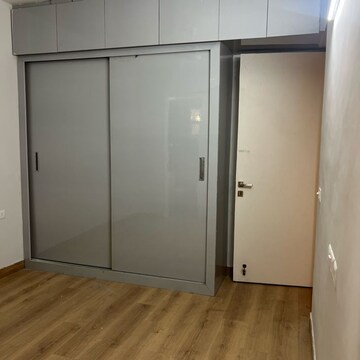 Room in 2 BHK Apartment at Signature Global City 92, Sector 92 – for Rent