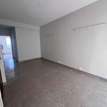 Room in 3 BHK Apartment at Signature Global City 92, Sector 92 – for Rent