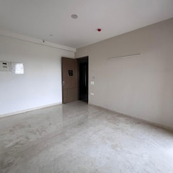 2.5 BHK + Study Room Apartment For Rent in Godrej Oasis