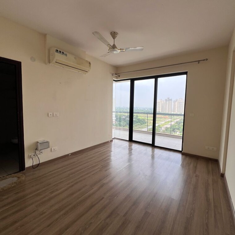 Room, godrej-oasis 2.5 Bedroom 1500 Sq.Ft. Apartment In Sector 88a Gurgaon 10060598