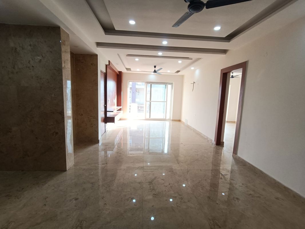 3 BHK + Pooja Room Apartment For Rent in Unitech The Residences Gurgaon