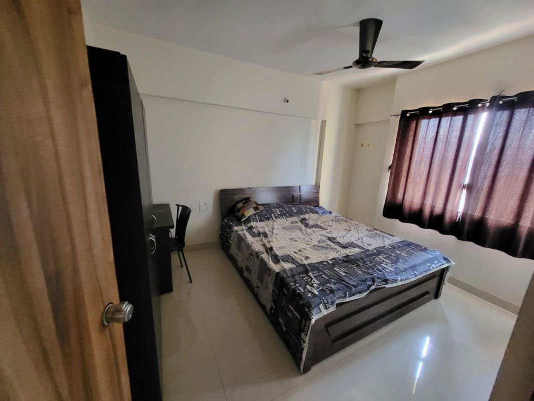 2 BHK Apartment For Rent in Atul Westernhills