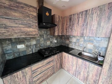 Kitchen in 2 BHK Builder Floor at Suncity Heights, Sector 54 – for Rent