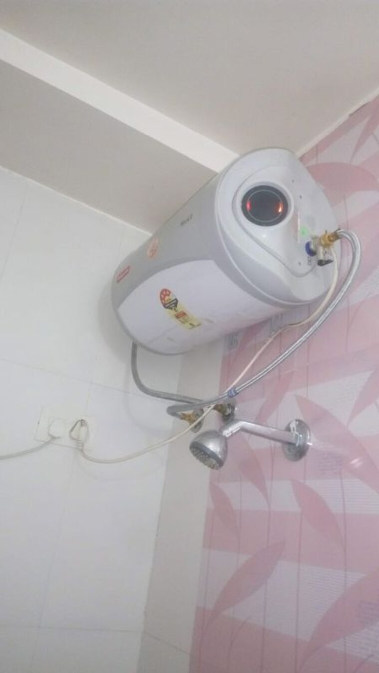 Bathroom, magarpatta-annex 1 Bedroom 600 Sq.Ft. Apartment In Hadapsar Pune 10060700