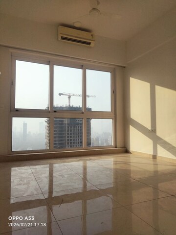 Room in 2 BHK Apartment at LnT Realty Crescent Bay, Parel – for Rent