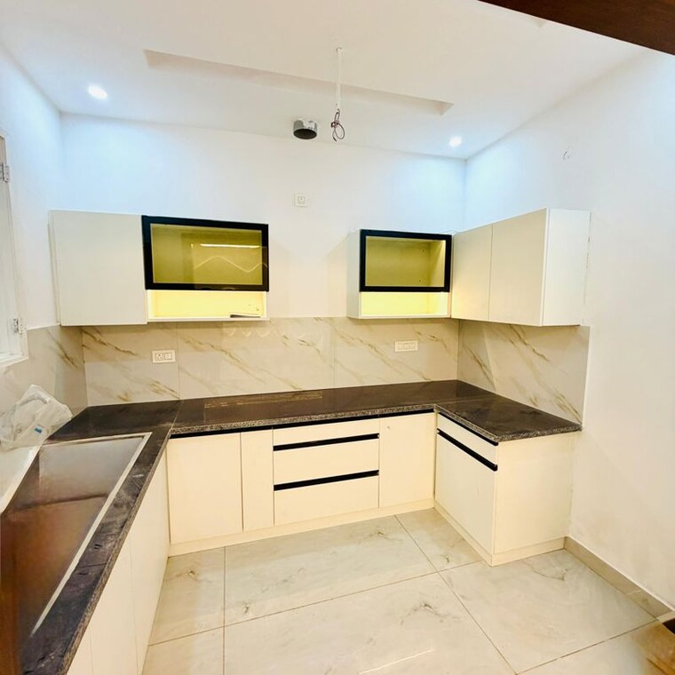Kitchen, alaknanda-maxxus-eden-estate 3 Bedroom 1796 Sq.Ft. Apartment In Nagla Road Zirakpur 10060739