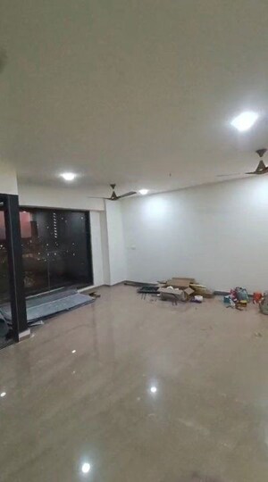 4 BHK Apartment For Rent in Adani Paarijat, Shantigram