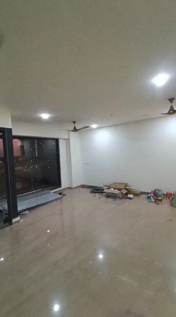 4 BHK Apartment For Rent in Adani Paarijat, Shantigram