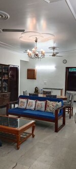 3.5 BHK + Servant Room 2000 Sq.Ft. Apartment in Sector 7 Dwarka