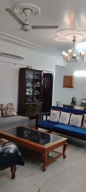Living Room in 3.5 BHK Apartment at Sector 7 Dwarka – for Rent