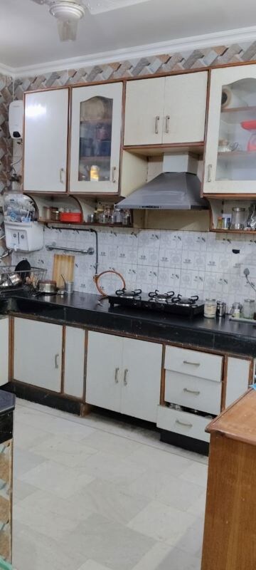 Kitchen in 3.5 BHK Apartment at Sector 7 Dwarka – for Rent