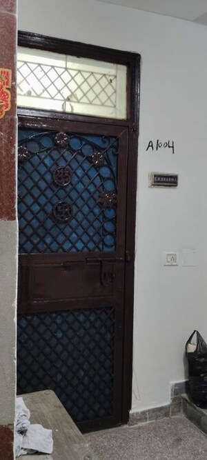 Bathroom in 3.5 BHK Apartment at Sector 7 Dwarka – for Rent