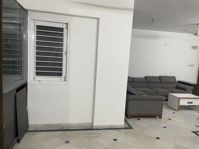 Room, jodhpur 3 Bedroom 1800 Sq.Ft. Apartment In Jodhpur Ahmedabad 10060872
