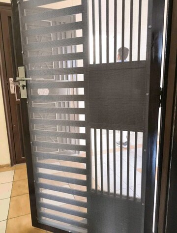 1 BHK Apartment – Entrance View at Wave Dream Homes, Wave City - for Rent