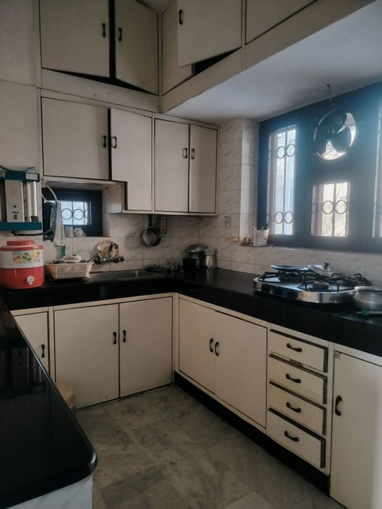 Kitchen, vasant kunj 4 Bedroom 2200 Sq.Ft. Apartment In Vasant Kunj Delhi 10060875