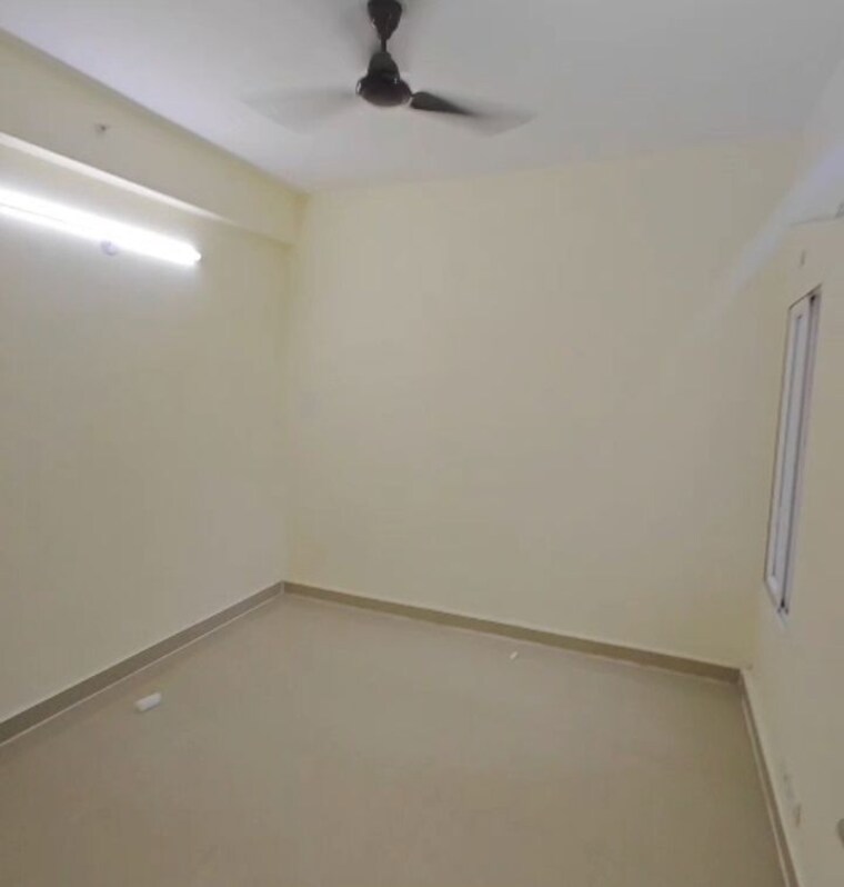 Room, amrapali-dream-valley 3 Bedroom 1050 Sq.Ft. Apartment In Tech Zone 4 Greater Noida Greater Noida 9894586