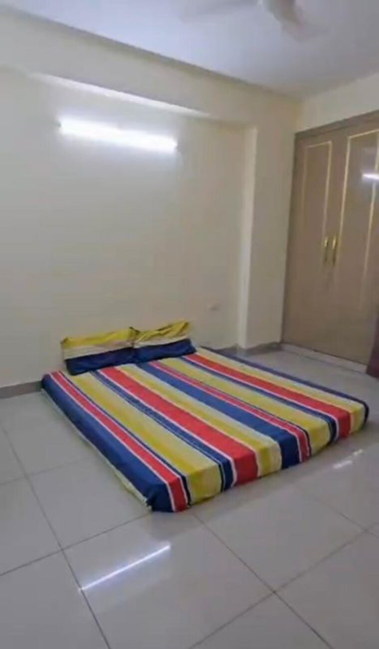 Bedroom, panchsheel-greens-ii 2 Bedroom 915 Sq.Ft. Apartment In Sector 16 Greater Noida Greater Noida 9894620