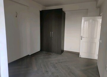 Bedroom in 2 BHK Apartment at Wave Dream Homes, Wave City – for Rent